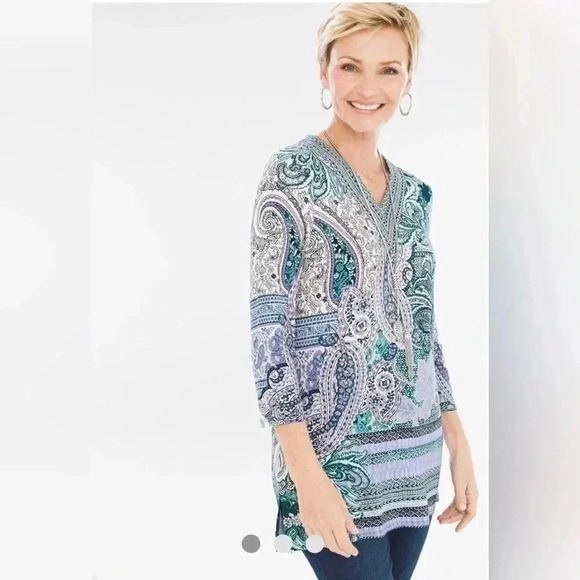 Chico’s — Villa Paisley V-Neck Top - Picture 1 of 12
